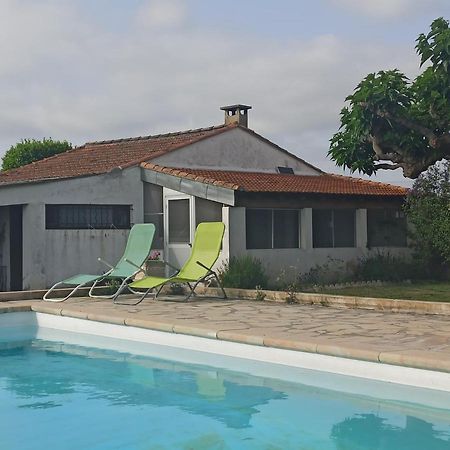 Villa Chalet Typique Au Coeur De La Petite Camargue Vauvert Exterior foto