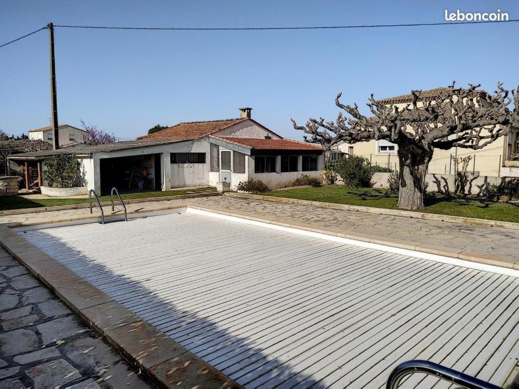 Villa Chalet Typique Au Coeur De La Petite Camargue Vauvert Exterior foto